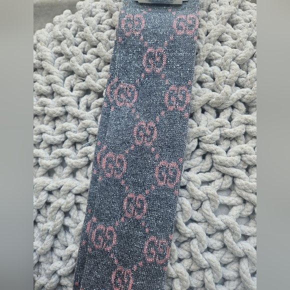 Gucci GG monogram socks in Silver with Pink Lame' GG - Picture 3 of 4